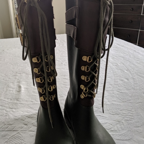 Combat Style Tory Burch Rainboots - Picture 3 of 7